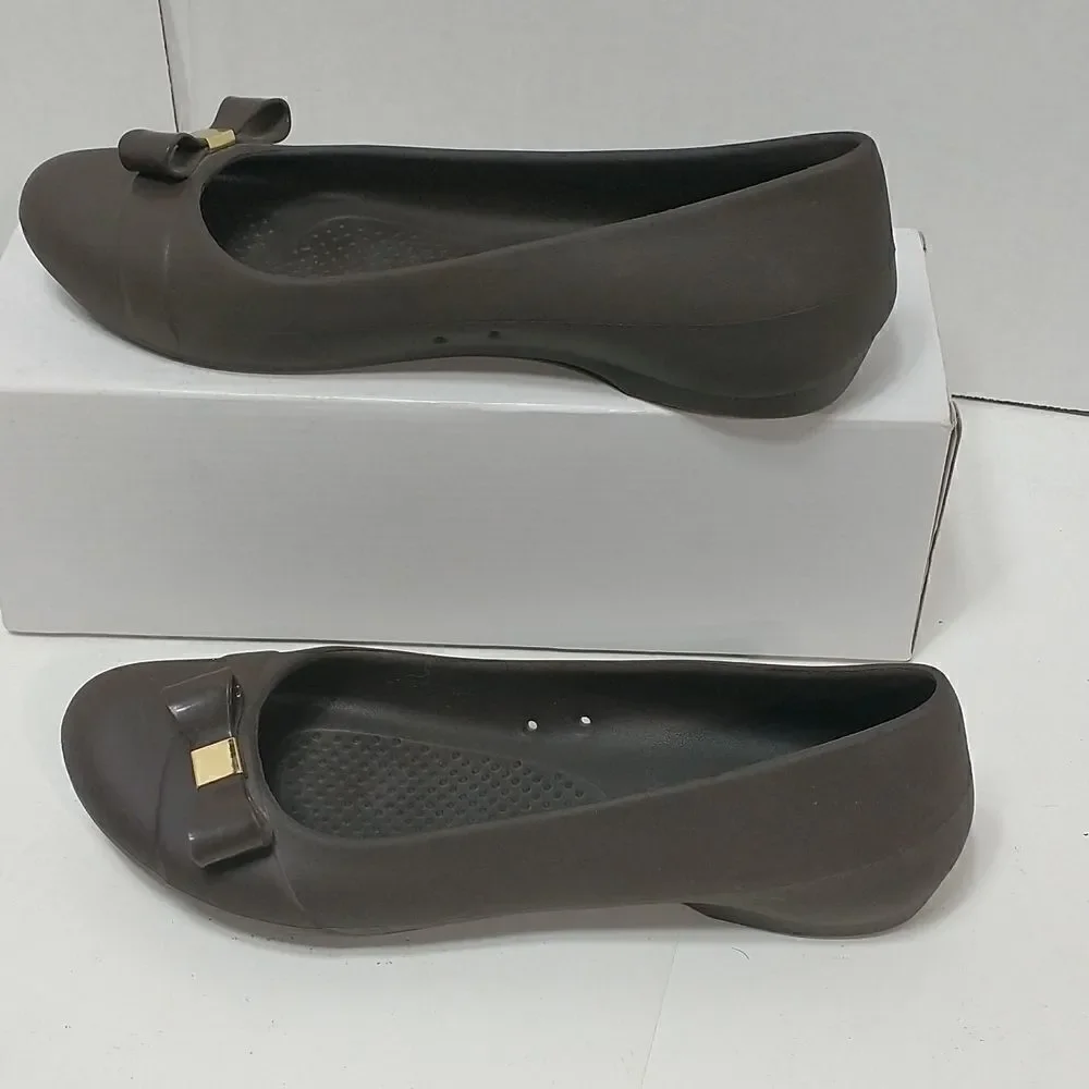 CROCS women brown